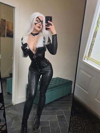 Full leaked Luxlo private onlyfans photo