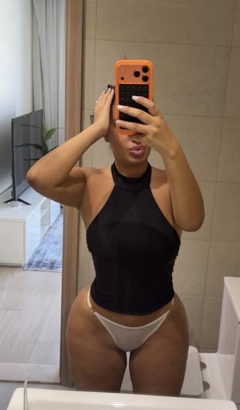 Full leaked Luxy capi private photo