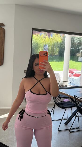 Full leaked Luxy capi private onlyfans photo