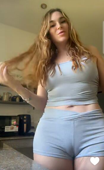 Full leaked Lyanna queen private photo