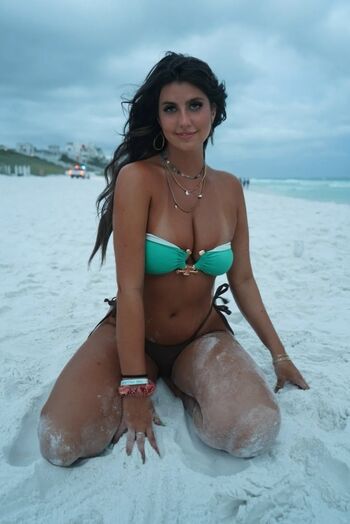 Full leaked Lydia hollis page private photo