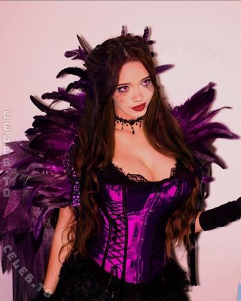 Lydia Violet