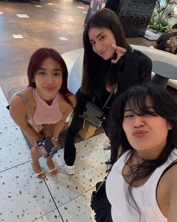 Full leaked Lydie vu page private onlyfans photo