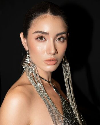 Full leaked Lydie vu page private onlyfans photo