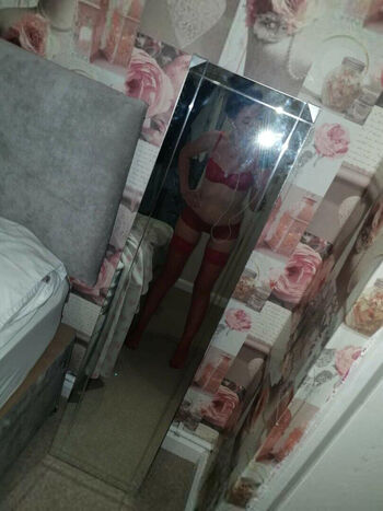 Full leaked Lyl private photo