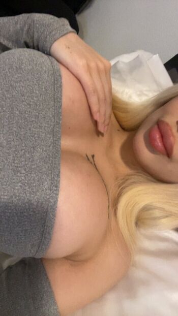 Full leaked Lyla fox private onlyfans photo