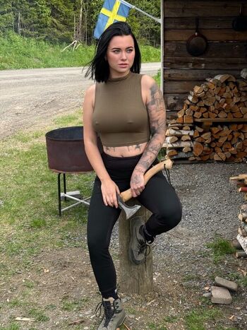 Full leaked Lylou blck private photo
