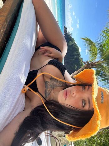 Full leaked Lyna com private onlyfans photo