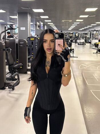 Full leaked Lyna com private onlyfans photo