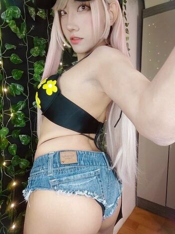 Lynn Mayumi