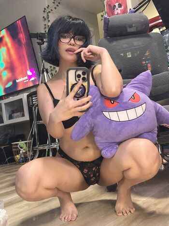 Full leaked Lynniequin private onlyfans photo