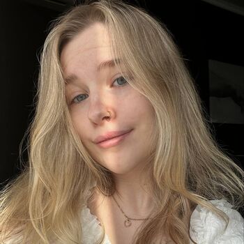 Full leaked Lynntiny private photo