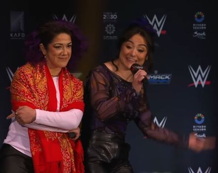 Full leaked Lyra valkyria page private onlyfans photo