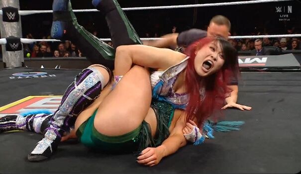 Full leaked Lyra valkyria page private onlyfans photo