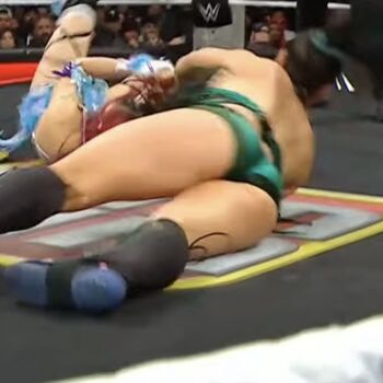 Full leaked Lyra valkyria page private onlyfans photo