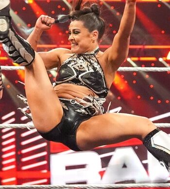 Full leaked Lyra valkyria page private onlyfans photo