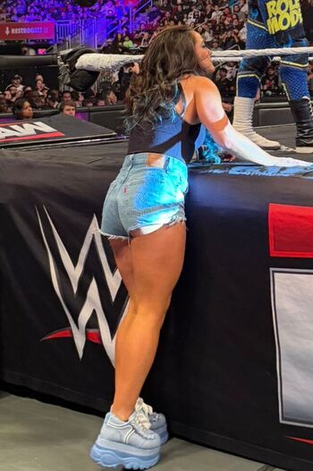 Full leaked Lyra valkyria private onlyfans photo