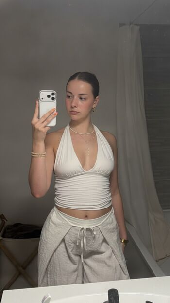 Full leaked Lysiane vgl private photo