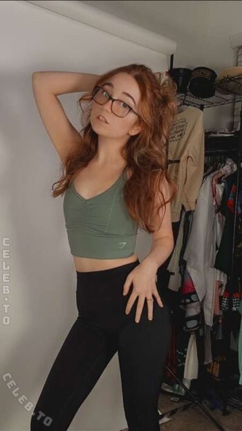 Full leaked Lyssaurora page private photo