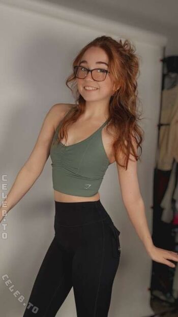 Full leaked Lyssaurora page private photo