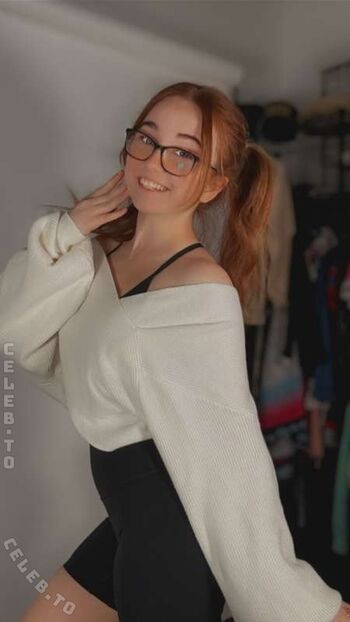 Full leaked Lyssaurora private photo