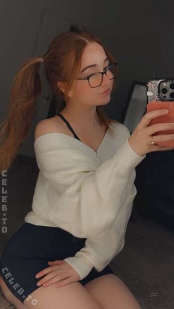 Full leaked Lyssaurora private photo