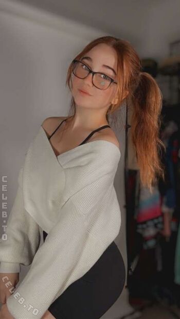 Full leaked Lyssaurora private photo