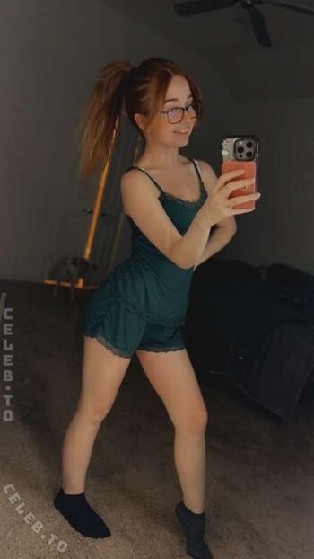 Full leaked Lyssaurora page private photo