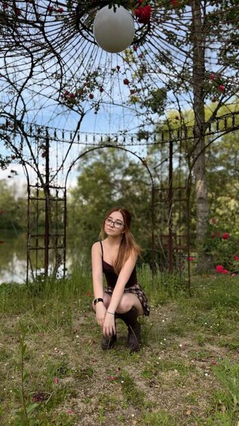 Full leaked Lyssaurora page private photo