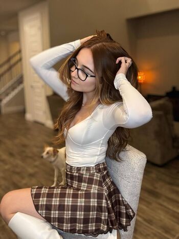 Full leaked Lyssaurora page private photo