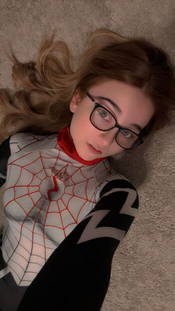 Full leaked Lyssaurora page private photo