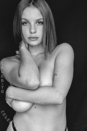 Full leaked Lyubovvomne private photo