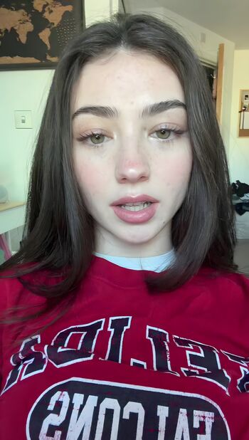 Full leaked Lyzzahh private onlyfans photo