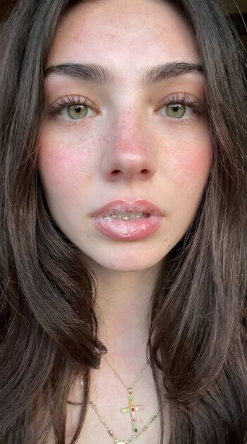Full leaked Lyzzahh private photo