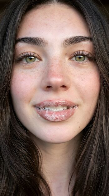 Full leaked Lyzzahh private photo