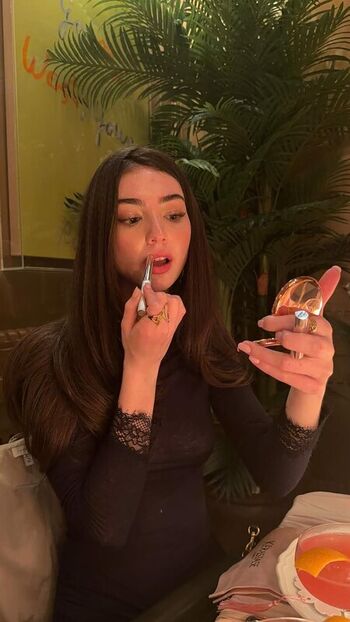Full leaked Lyzzahh private photo