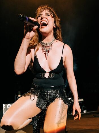 Full leaked Lzzy hale private photo