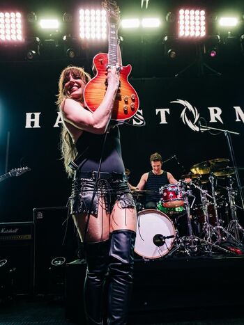 Full leaked Lzzy hale private photo