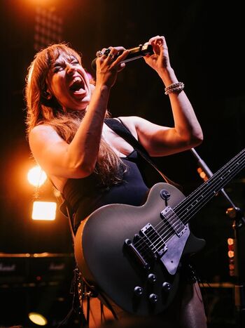 Full leaked Lzzy hale private photo