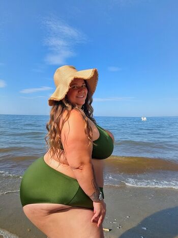 Full leaked M  l l l private photo