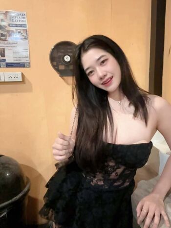 Full leaked M maprang private onlyfans photo