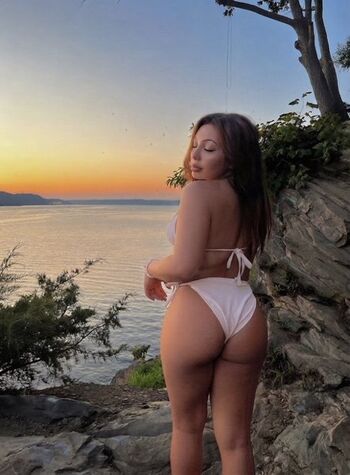 Full leaked Mnymoves private photo