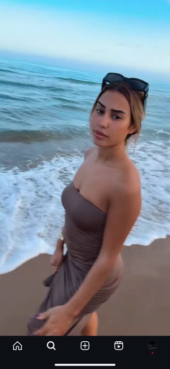 Full leaked Maarocainee private photo