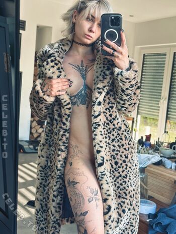 Full leaked Macezayuri  page private onlyfans photo