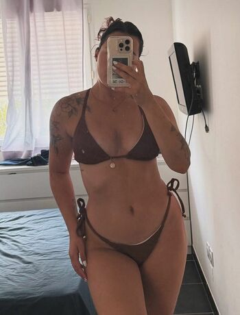 Full leaked Madamebrtzl private photo