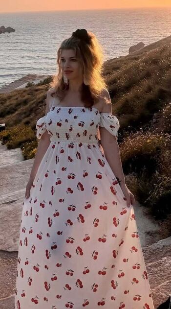 Full leaked Madamelucette private photo