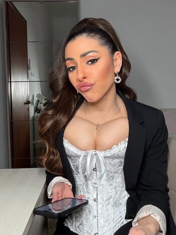 Full leaked Madamex private onlyfans photo