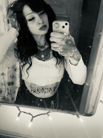 Full leaked Madammoristreams private photo
