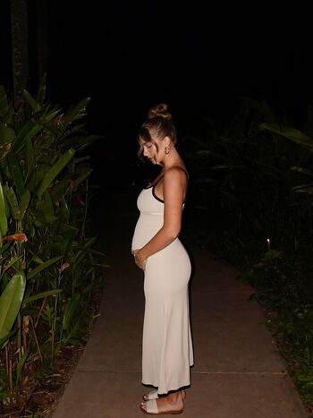 Full leaked Maddie henderson private onlyfans photo