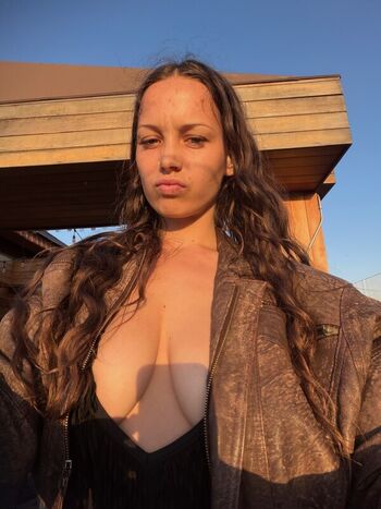 Full leaked Maddii sutton private photo